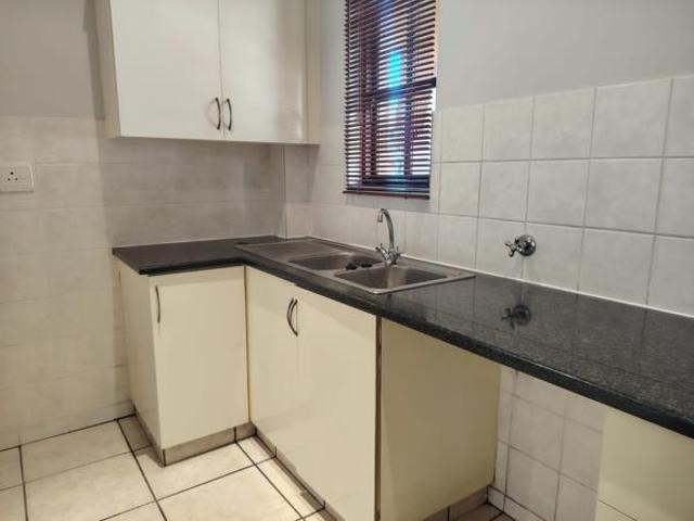 Apartment for rent in Seaview, Kwazulu-natal