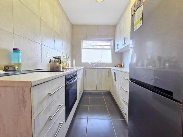 Apartment for sale in Cape Town, Western Cape