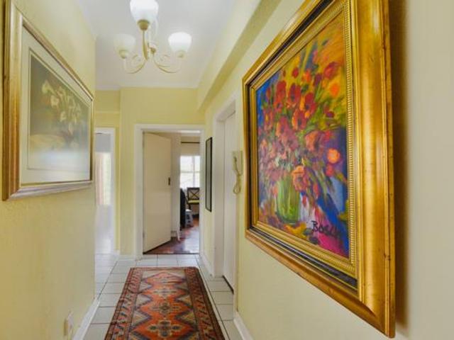 Apartment for sale in Cape Town, Western Cape