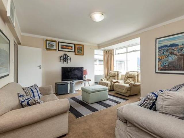 Apartment for sale in Cape Town, Western Cape