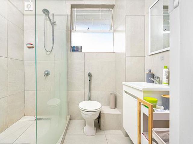 Apartment for sale in Cape Town, Western Cape