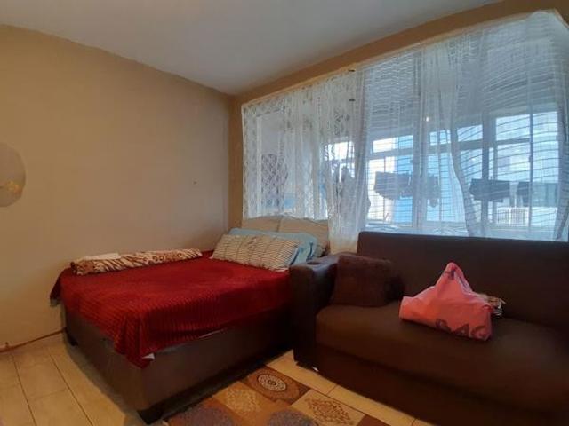 Apartment for sale in Seaview, Kwazulu-natal