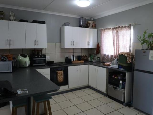 Apartment for sale in Bushmans River Mouth, Eastern Cape