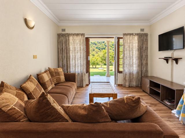 Apartment for sale in Port Edward, Hibiscus Coast Local Municipality