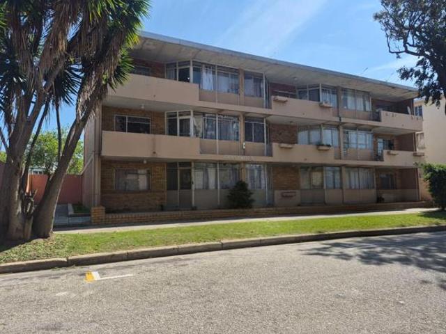 Apartment for sale in Nelson Mandela Bay Ward 18, Nelson Mandela Bay Metropolitan Municipality