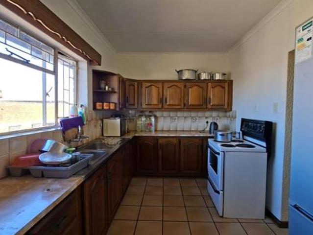 Apartment for sale in Dr Kenneth Kaunda, North West