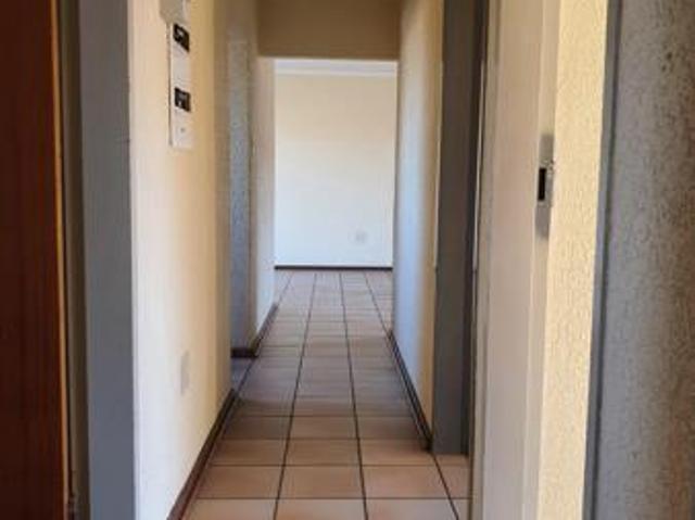 Apartment for sale in Potchefstroom, Tlokwe Local Municipality