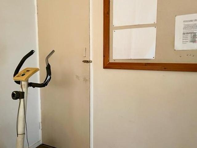 Apartment for sale in Dr Kenneth Kaunda, North West