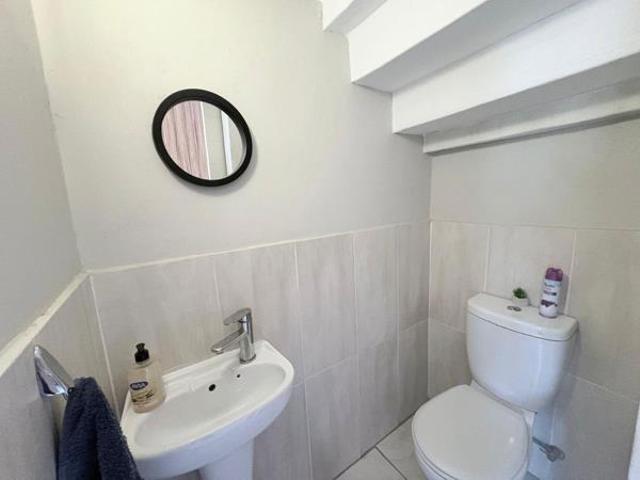 Apartment for sale in Dr Kenneth Kaunda, North West