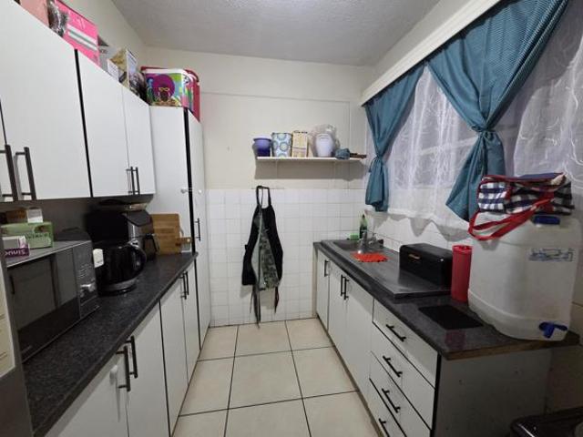 Apartment for sale in Dr Kenneth Kaunda, North West