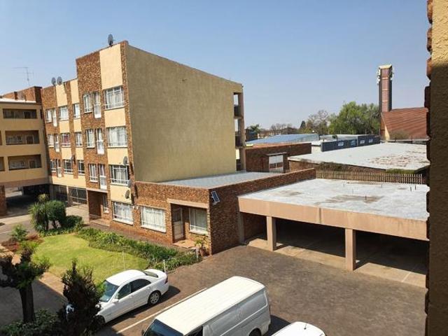Apartment for sale in Dr Kenneth Kaunda, North West