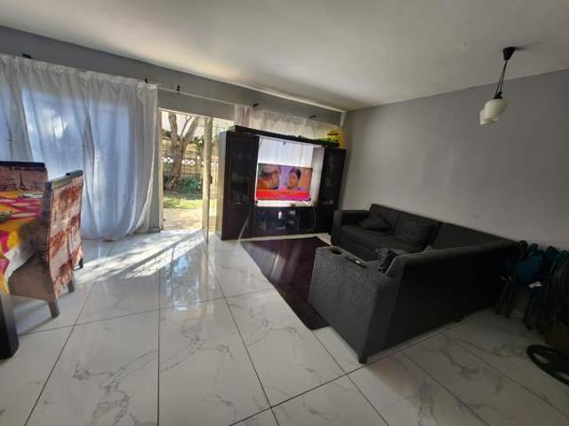 Apartment for sale in Dr Kenneth Kaunda, North West