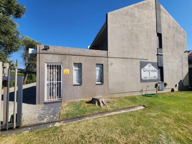 Apartment for sale in Dr Kenneth Kaunda, North West