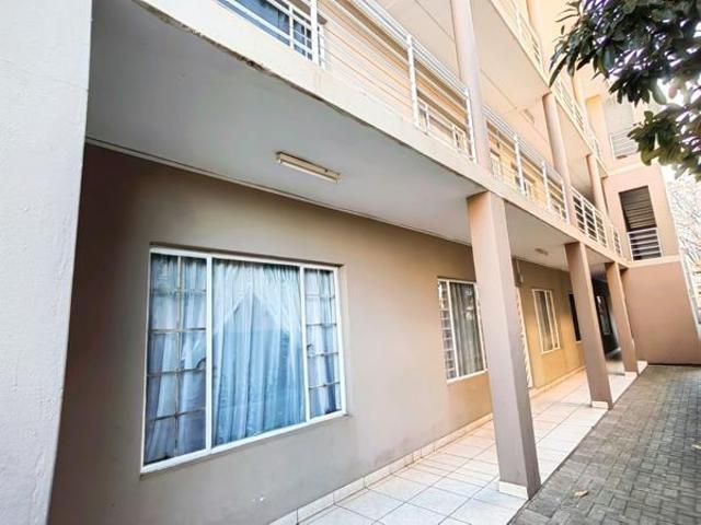 Apartment for sale in Potchefstroom, Tlokwe Local Municipality