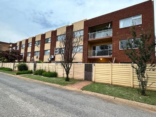 Apartment for sale in Dr Kenneth Kaunda, North West
