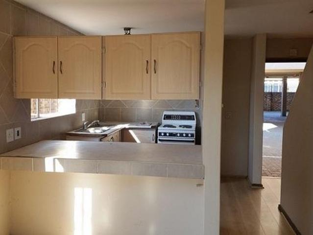 Apartment for sale in Potchefstroom, Tlokwe Local Municipality