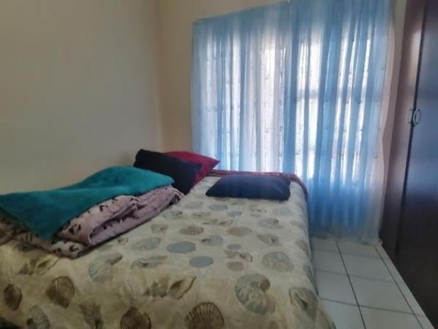 Apartment for sale in Dr Kenneth Kaunda, North West