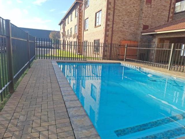 Apartment for sale in Potchefstroom, Tlokwe Local Municipality