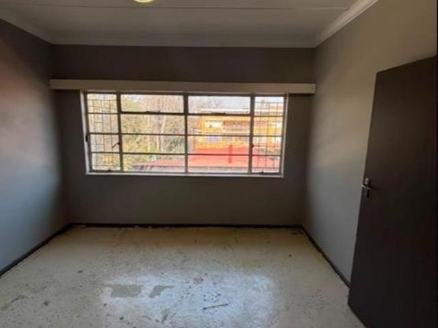 Apartment for sale in Potchefstroom, Tlokwe Local Municipality