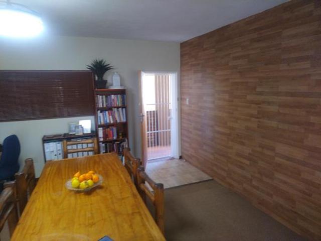 Apartment for sale in Dr Kenneth Kaunda, North West