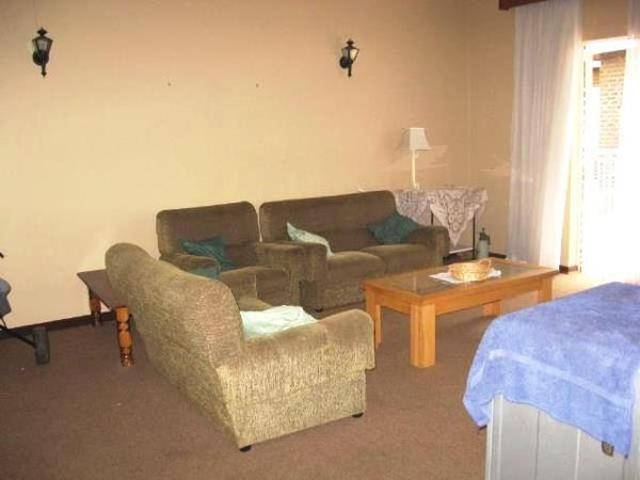 Apartment for sale in Dr Kenneth Kaunda, North West