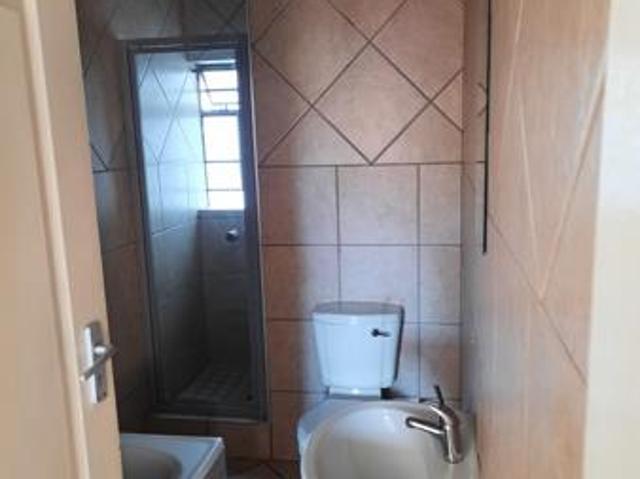 Apartment for rent in Waterkloof, Gauteng