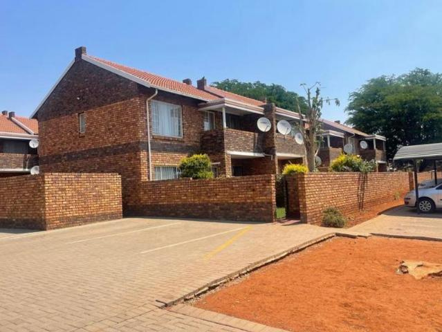 Apartment for sale in Waterkloof, Gauteng