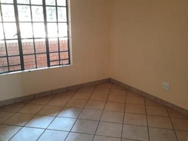 Apartment for rent in Waterkloof, Gauteng