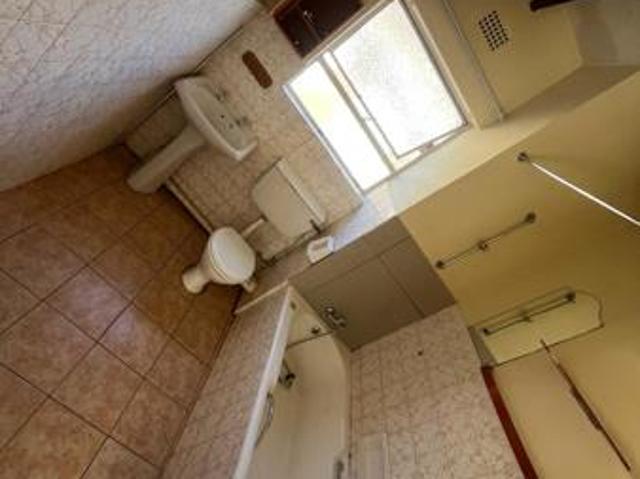 Apartment for rent in Waterkloof, Gauteng