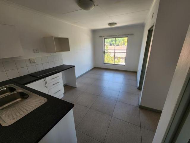 Apartment for rent in Waterkloof, Gauteng