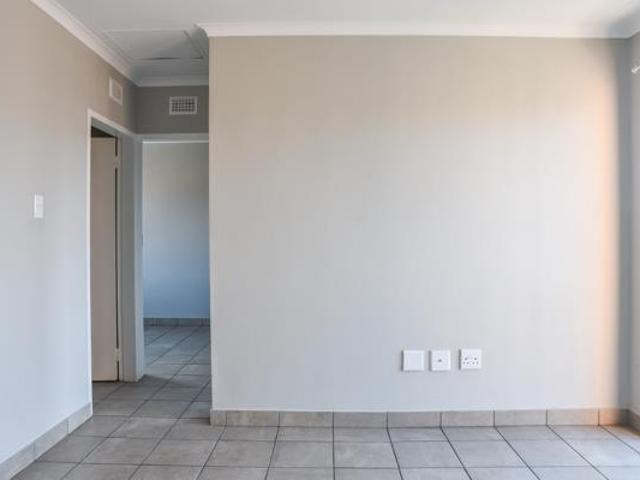Apartment for rent in Waterkloof, Gauteng