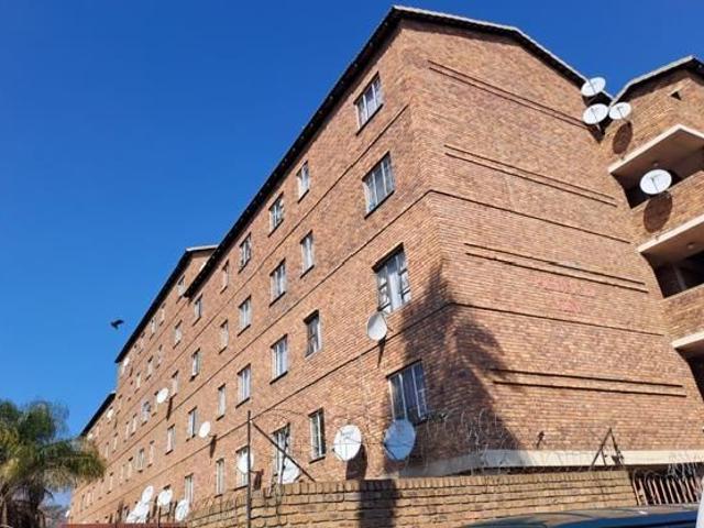 Apartment for rent in Waterkloof, Gauteng
