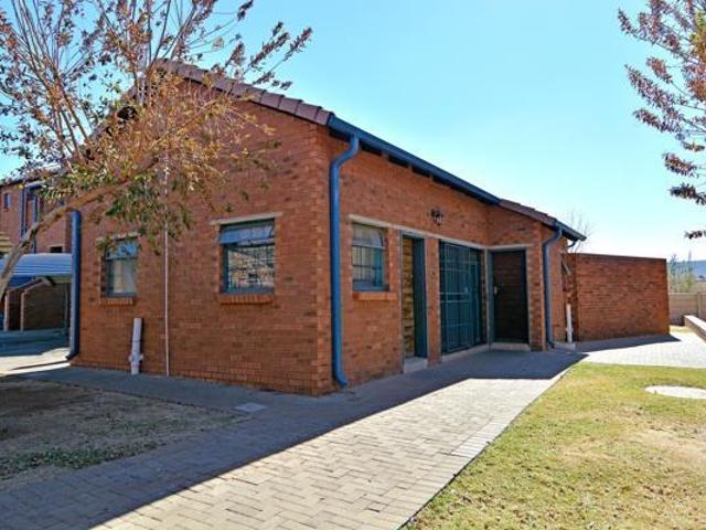 Apartment for rent in Waterkloof, Gauteng
