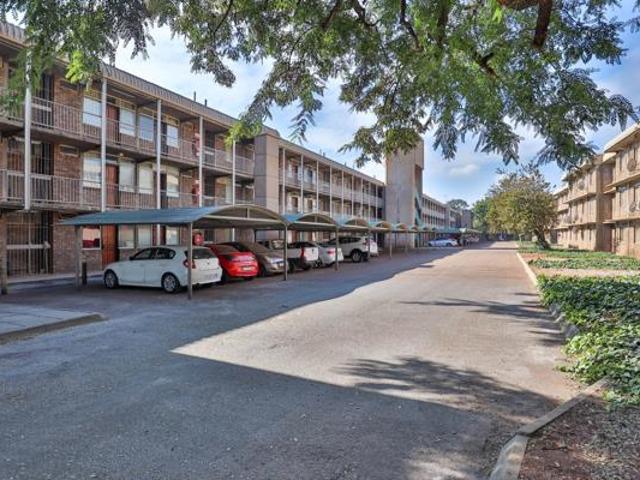 Apartment for rent in Waterkloof, Gauteng