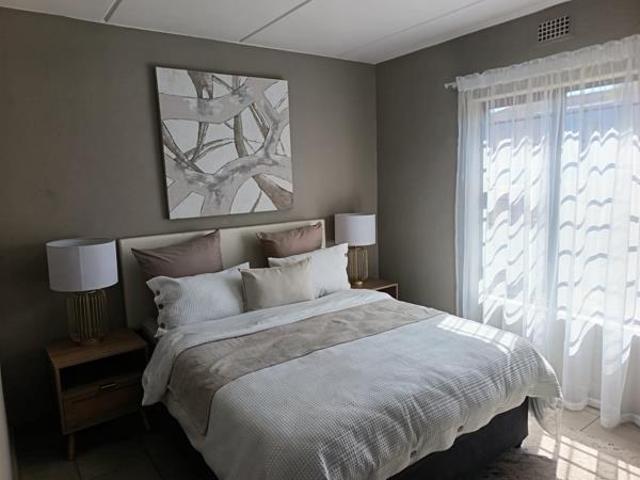Apartment for rent in Waterkloof, Gauteng