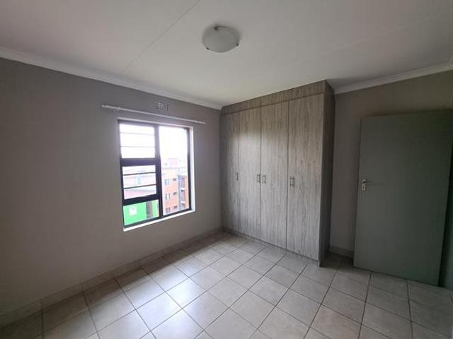 Apartment for rent in Waterkloof, Gauteng