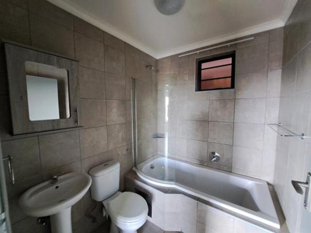 Apartment for rent in Waterkloof, Gauteng