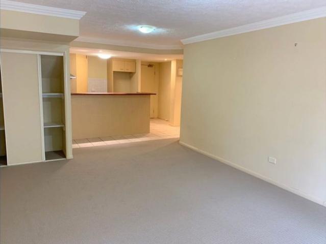 Apartment for rent in Toombul, Queensland