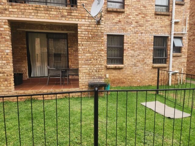 Apartment for sale in Nooitgedacht, Gauteng