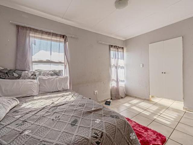 Apartment for sale in Westonaria, Gauteng
