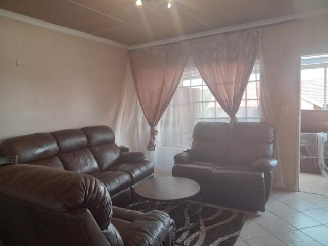 Apartment for sale in Waterkloof, Gauteng