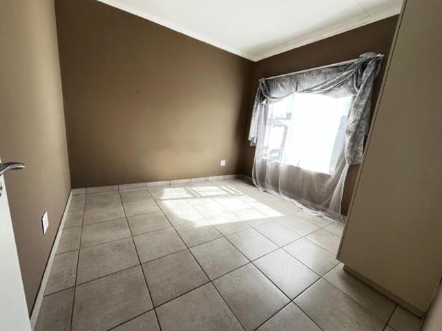 Apartment for rent in Vosloorus, Gauteng