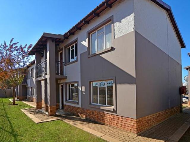 Apartment for rent in Vosloorus, Gauteng