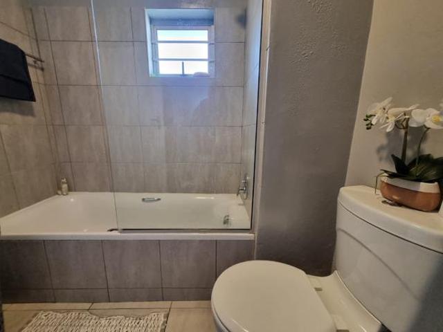 Apartment for sale in Bloemfontein, Free State