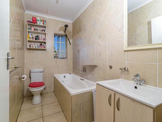Apartment for sale in West Rand Garden estates, Westonaria Local Municipality