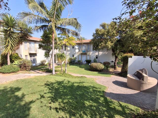 Apartment for sale in Nooitgedacht, Gauteng