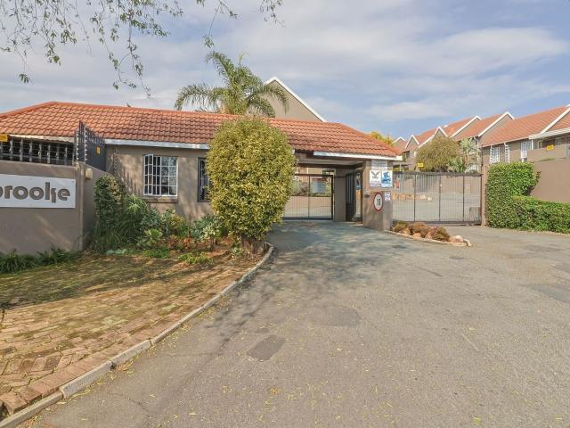 Apartment for sale in Nooitgedacht, Gauteng