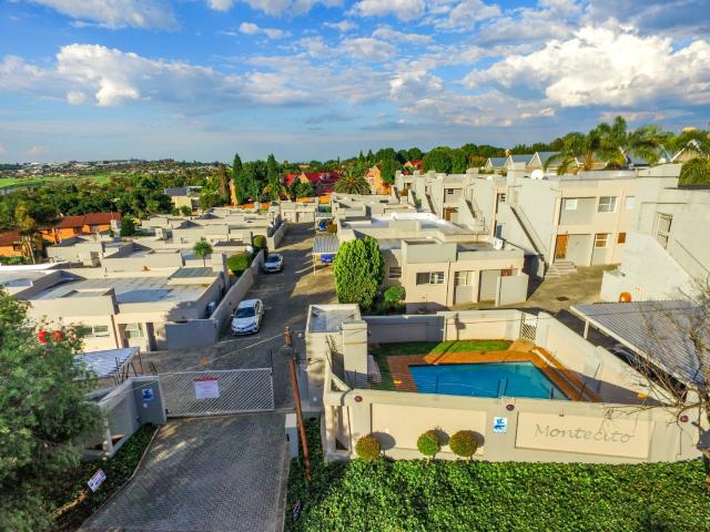 Apartment for sale in Nooitgedacht, Gauteng