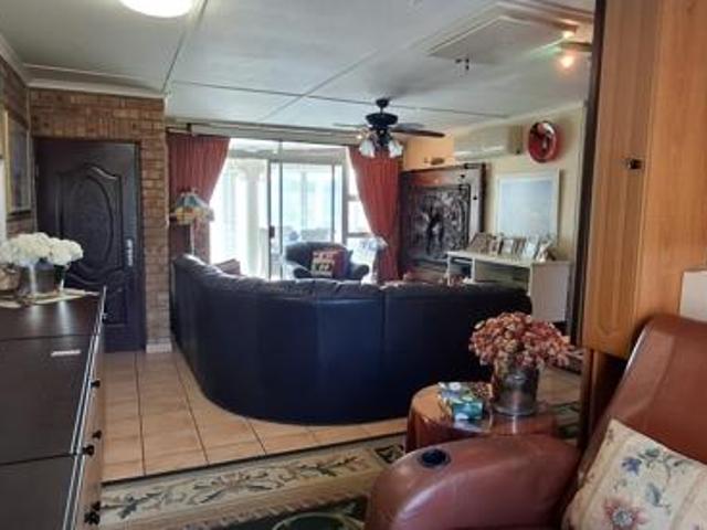Apartment for sale in Ugu District Municipality, Kwazulu-natal