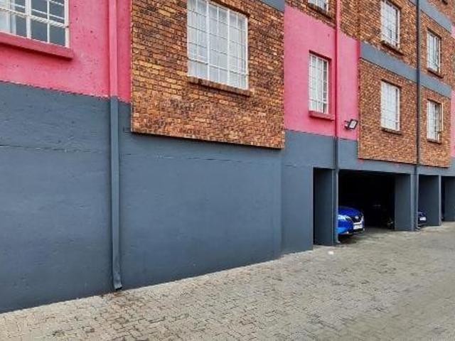 Apartment for sale in Ekurhuleni, Gauteng